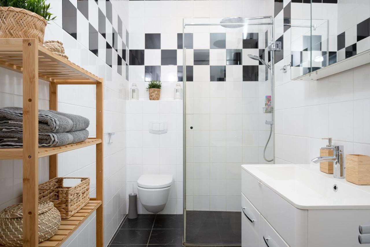 Designer Apartments, 2 Min To U1 Reumannplatz Vienna Luaran gambar
