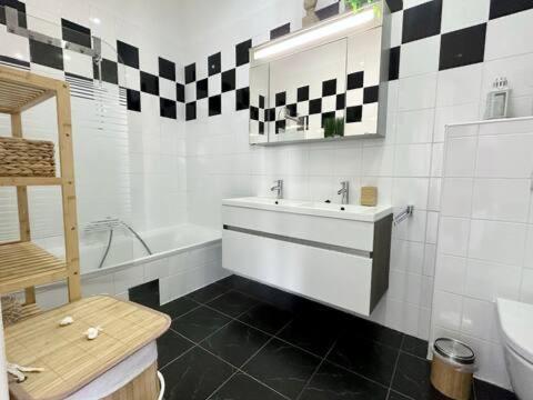 Designer Apartments, 2 Min To U1 Reumannplatz Vienna Luaran gambar