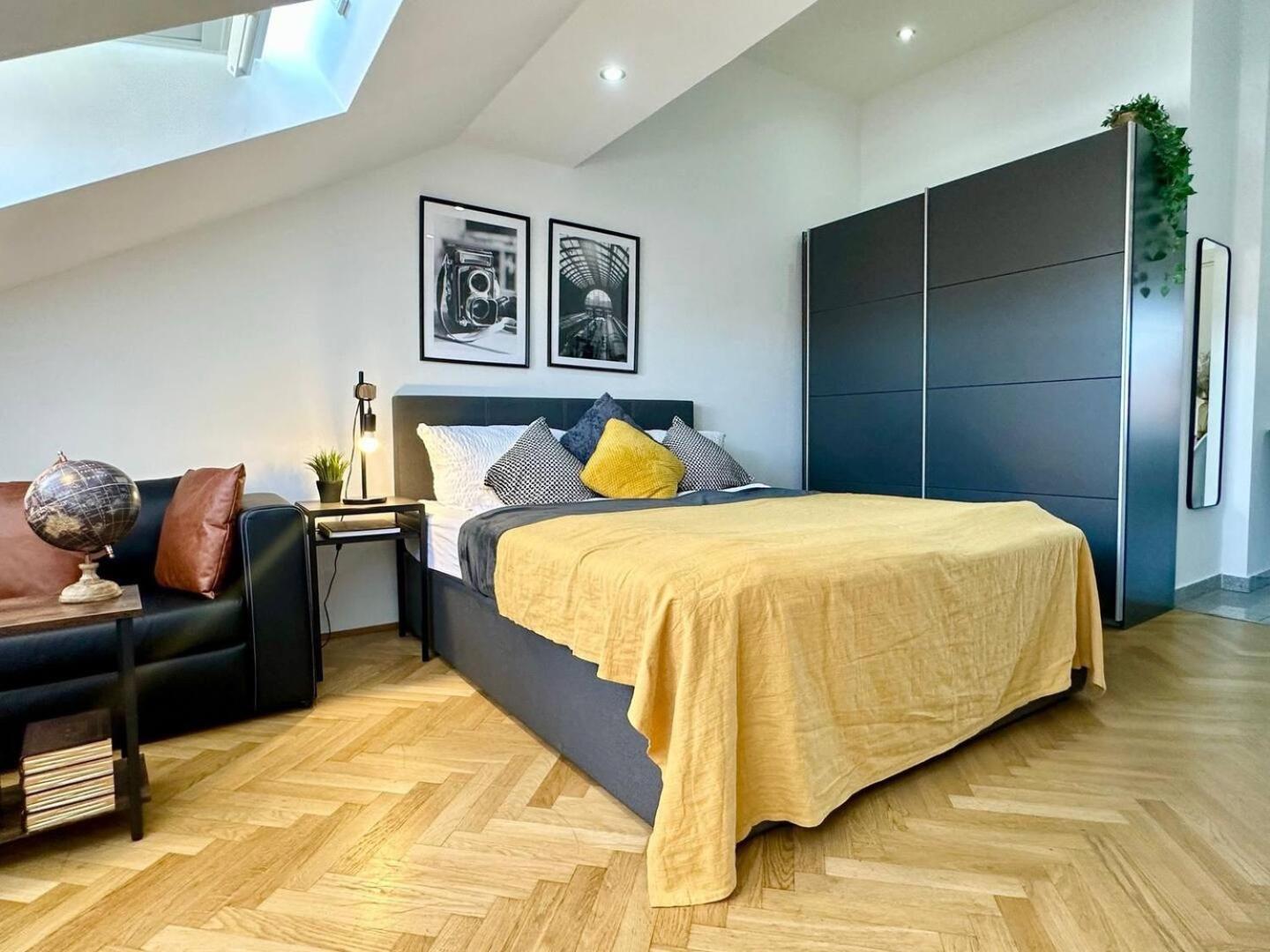 Designer Apartments, 2 Min To U1 Reumannplatz Vienna Luaran gambar